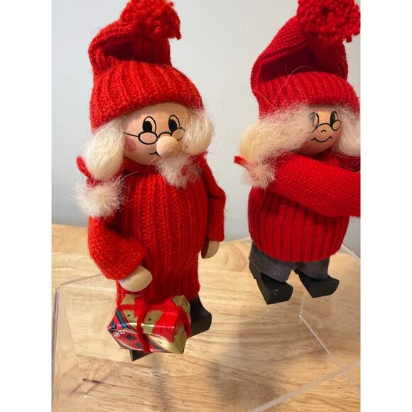 Pair of Ljungstroms Of Sweden Tomte Wooden Figures Christmas Holiday JL - Picture 8 of 13